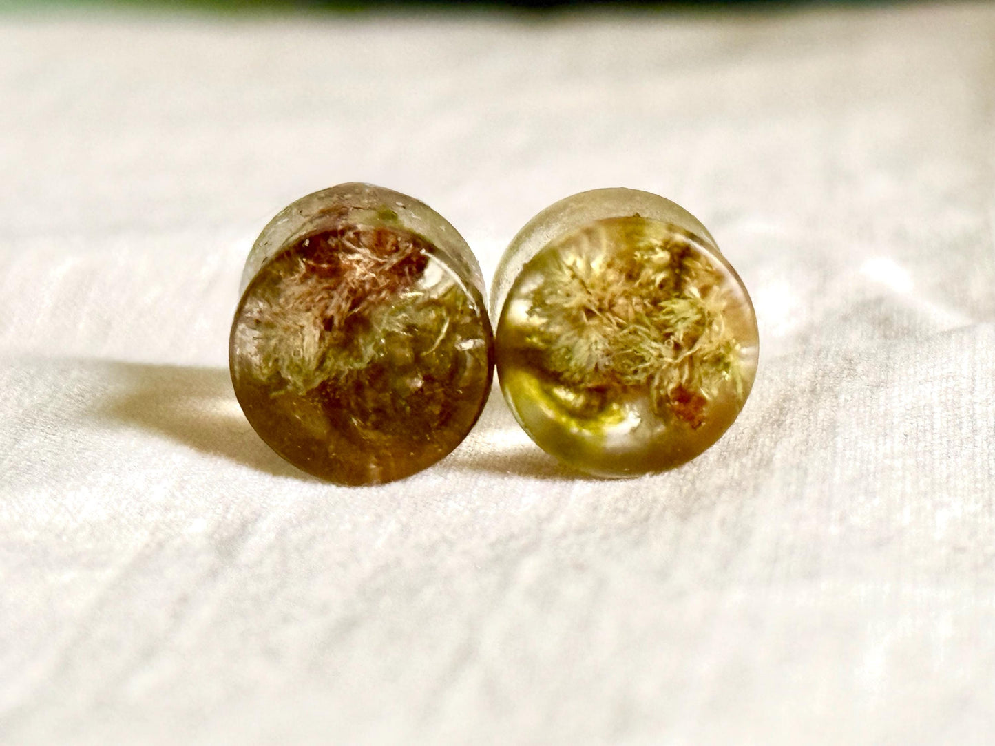 00g Resin Plugs | Real Flower & Moss Ear Gauges | Handmade Botanical Jewelry