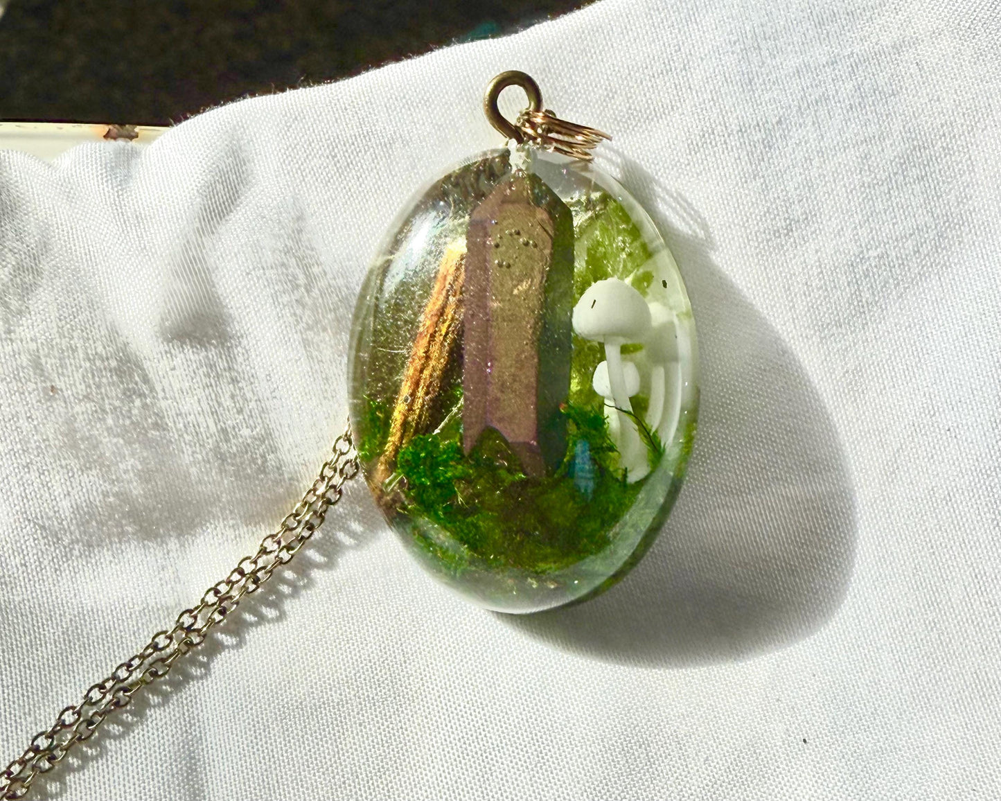 Handmade Resin Pendant with Aura Quartz, Mushroom & Moss – Nature-Inspired Jewelry, Bronze Chain Necklace, Unique Boho Gift