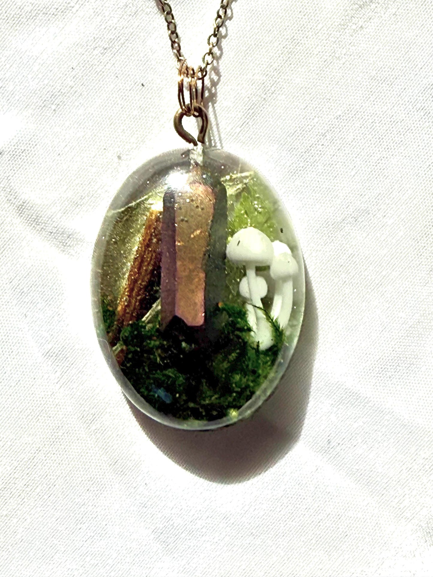 Handmade Resin Pendant with Aura Quartz, Mushroom & Moss – Nature-Inspired Jewelry, Bronze Chain Necklace, Unique Boho Gift