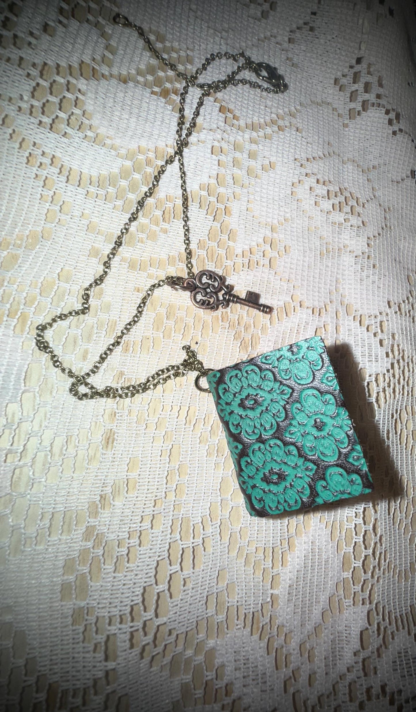 Handmade Mini Journal Necklace with Bronze Key – Antique Book Pendant, Vintage-Inspired Gift, Wearable Notebook