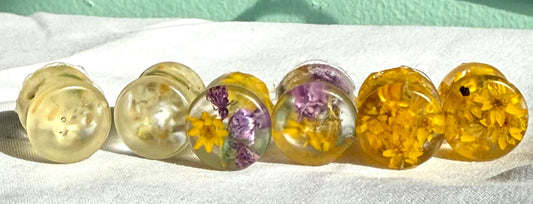 7/16” Floral Resin Plugs | Handmade Floral Ear Gauges | Real Dried Flower Plugs, Unique Gauge Plug Earring, Plug Earrings, Handmade Plugs