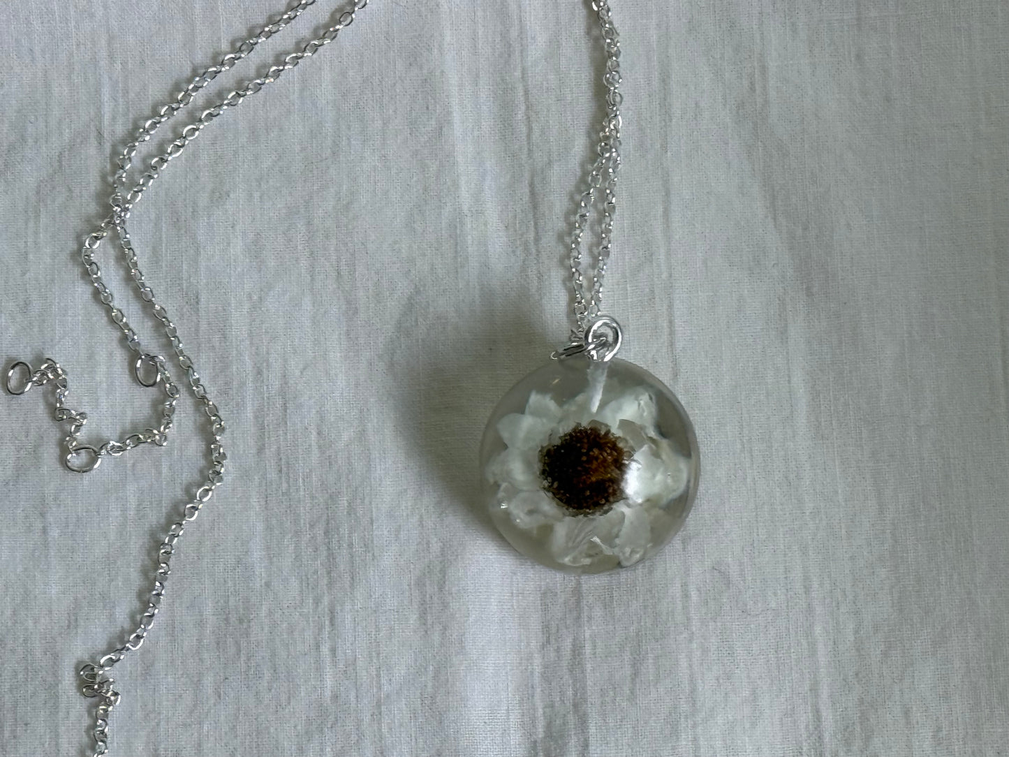 Mini Daisy Resin Pendant Necklace - Handmade Floral Jewelry on Adjustable Silver Chain