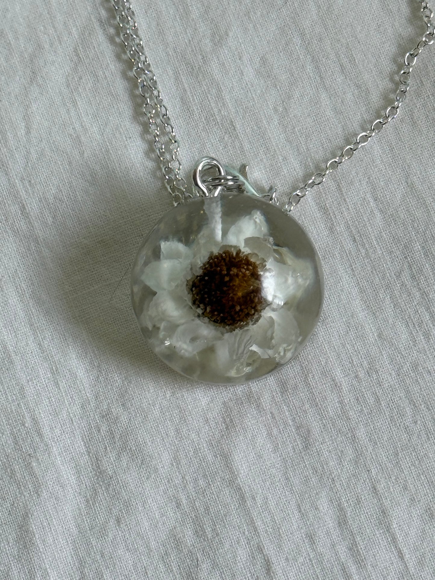 Mini Daisy Resin Pendant Necklace - Handmade Floral Jewelry on Adjustable Silver Chain