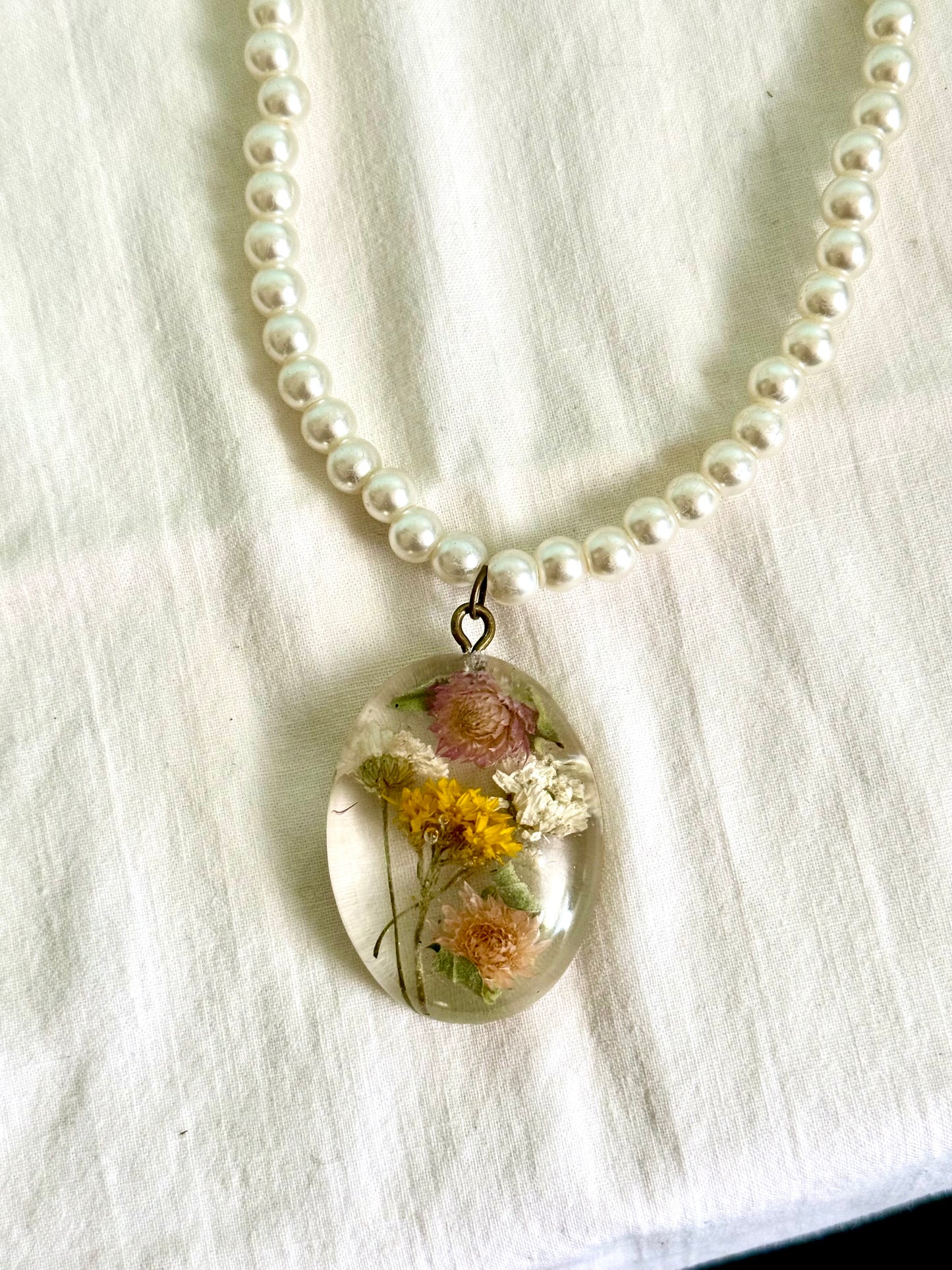 Handmade Resin Flower Pendant Necklace | Real Dried Flower Jewelry | Pearl Beaded Necklace