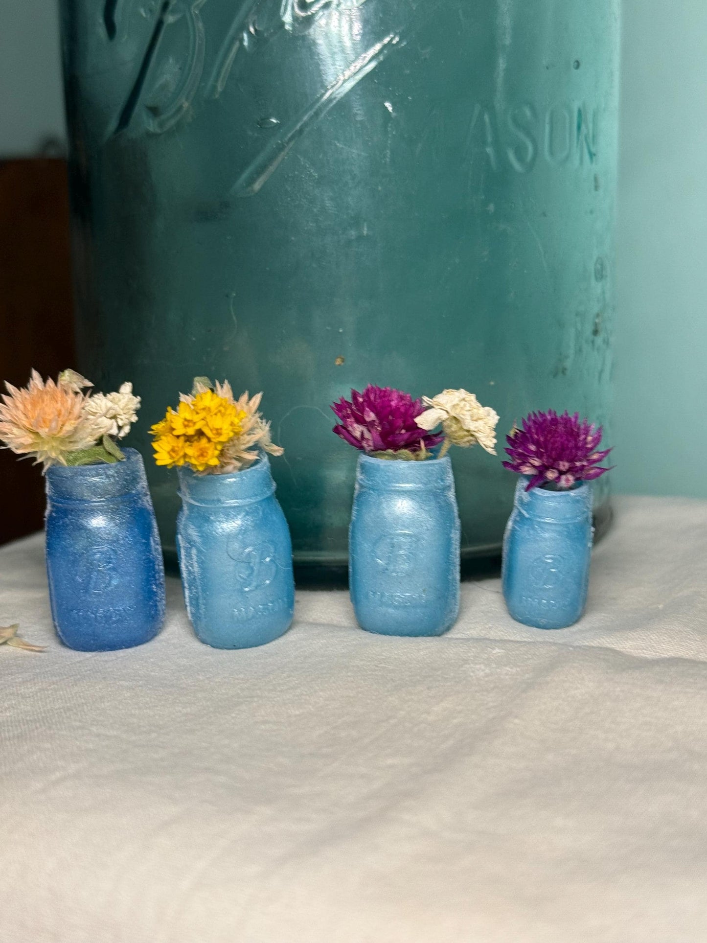 Mini Resin Mason Jar with Dried Flowers | Customizable Colors & Glitter | Tiny Floral Keepsake